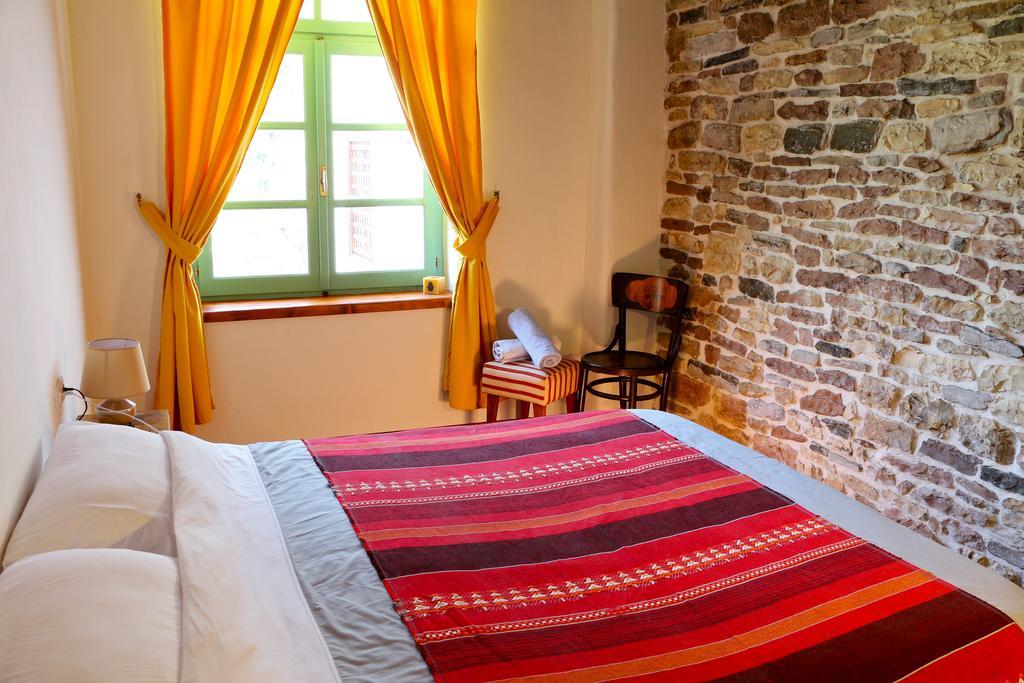 Stone City Hostel Gjirokastër 외부 사진