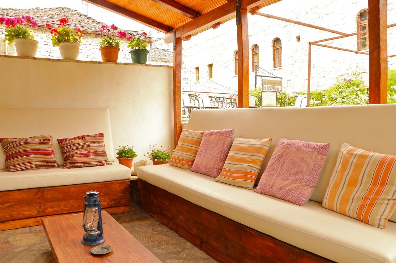Stone City Hostel Gjirokastër 외부 사진