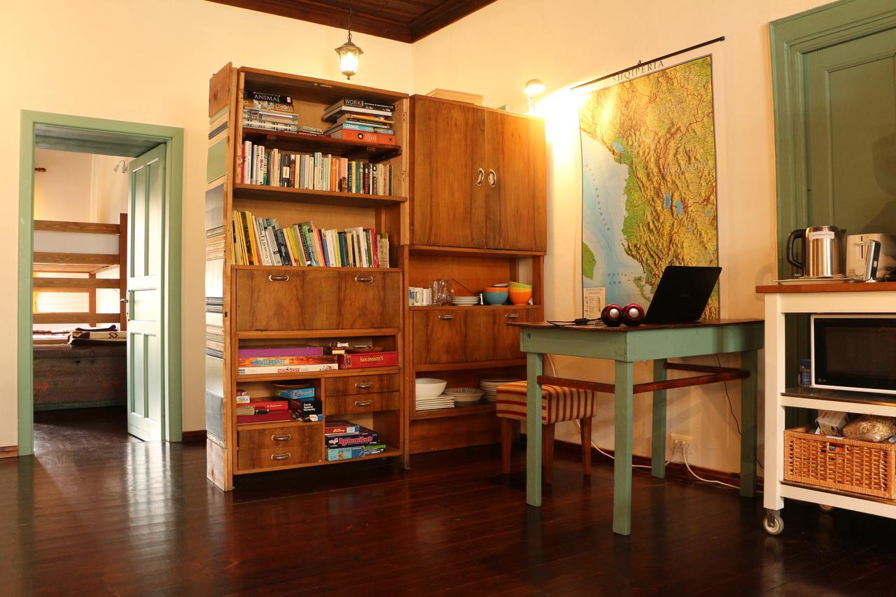 Stone City Hostel Gjirokastër 외부 사진